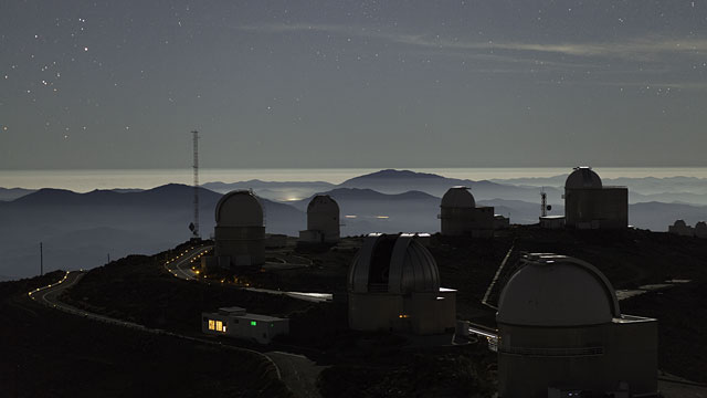 La Silla prepares for the night ahead